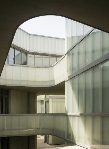 architectural & decorative